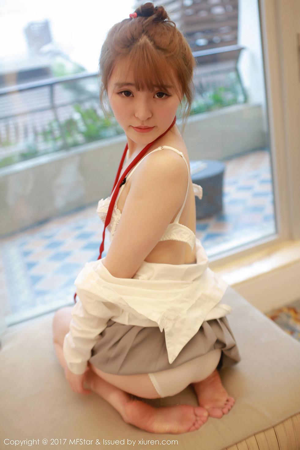 伊小七